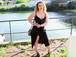 jacquieetmicheltv – Camille, 22, history student!