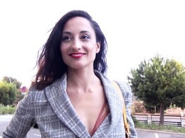 jacquieetmicheltv – Diana, 28, wine saleswoman!