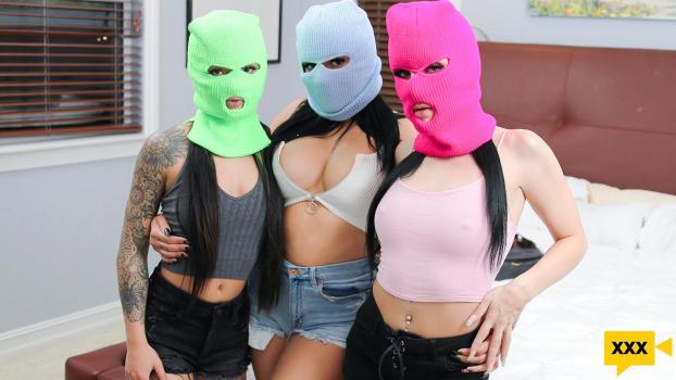 BFFs – Roxy Rain, Paisley Paige & Serena Santos – Even Black Friday Comes With A Price