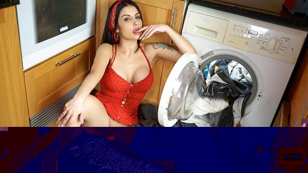 Perv Mom – Bianka Blue – Confiscate this!
