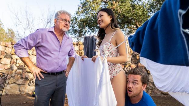 Brazzers Exxtra – Lulu Chu – Cock On The Line