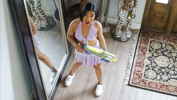 Exxxtra Small – Summer Col – Catch Me If You Can