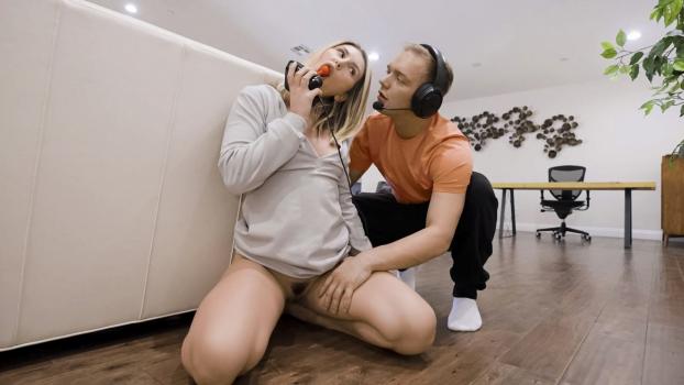 GFLeaks – Paige Owens ​- Joystick It In My Ass