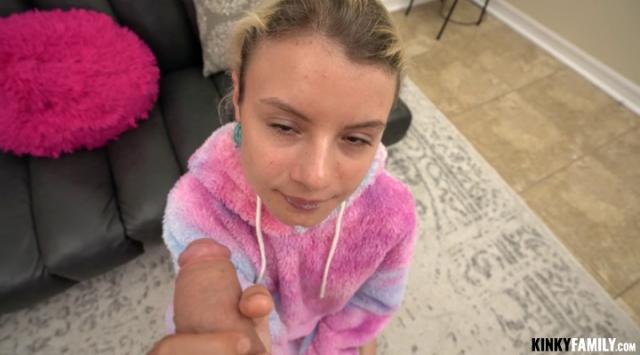 KnkyFamily – Luna Fae – Fucking Stepsis For A Concert