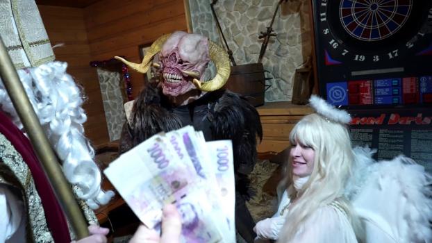 CzechStreets – St Nicholas Orgy – E140