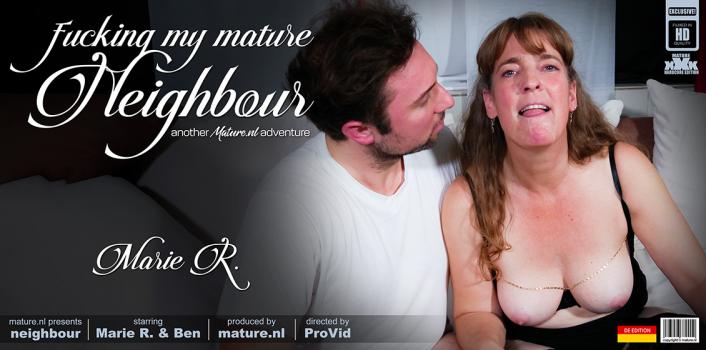 MatureNL - German mature amateur Marie R. loves to show her pierced pussy to her horny younger neighbour