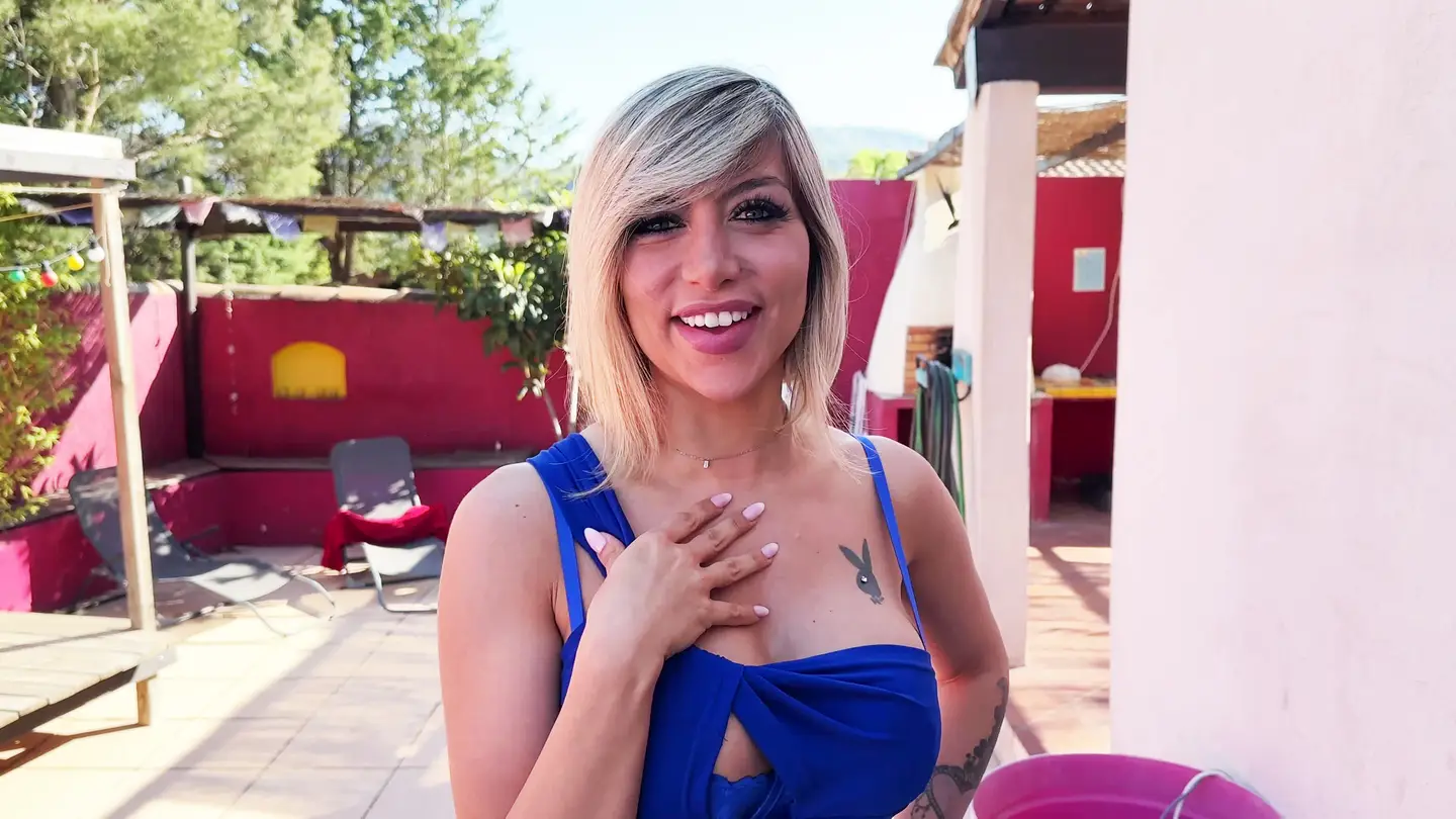 jacquieetmicheltv – Lisa finds harmony in a sensual and animal session…